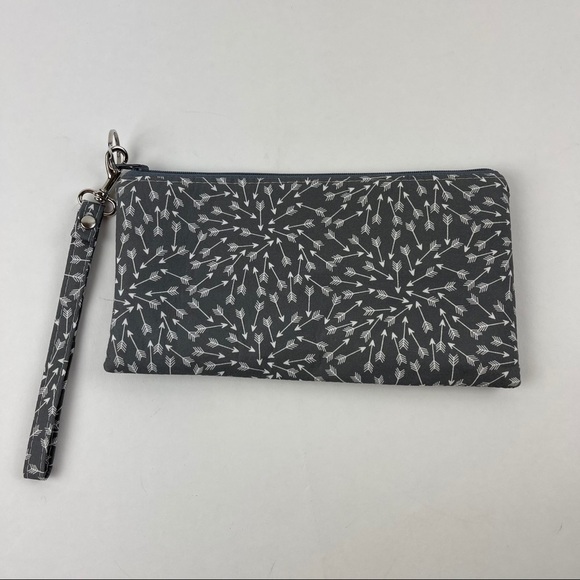 Frankie Lloyd Wristlet, Gray Arrows Blue Inside - Picture 2 of 6